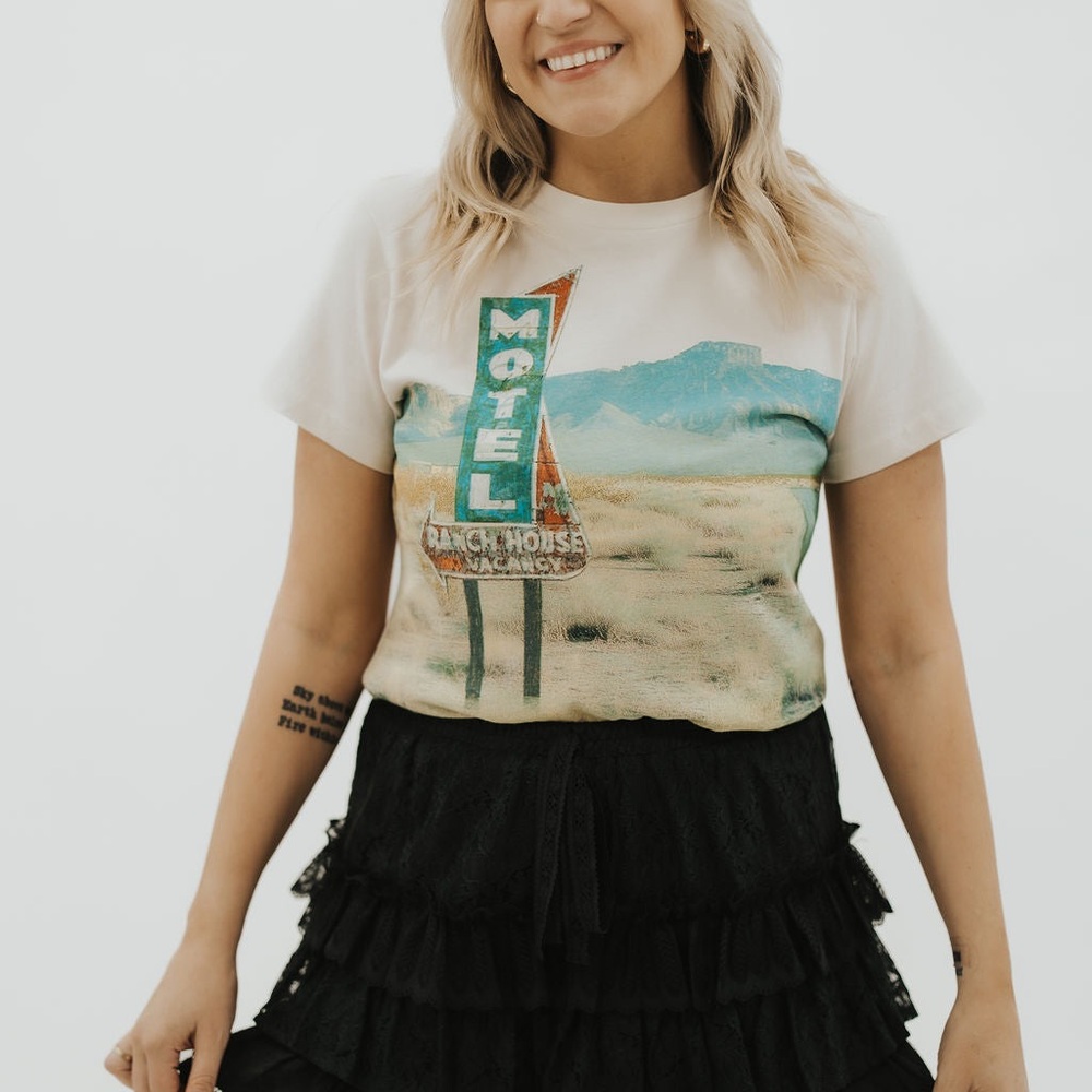 Motel Ranch House Vintage Tee